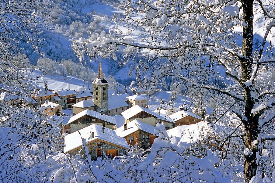 Hotel Club Du Soleil Pierre Blanche Сен-Мартен-де-Бельвіль Екстер'єр фото